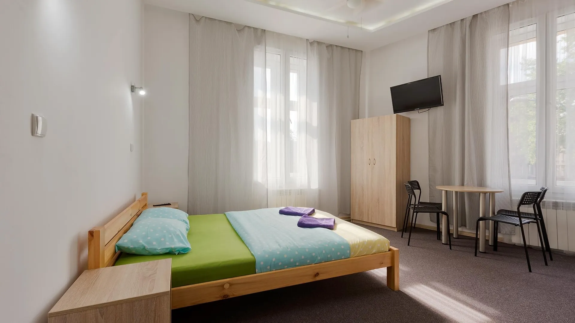 קרקוב 70S Hostel
