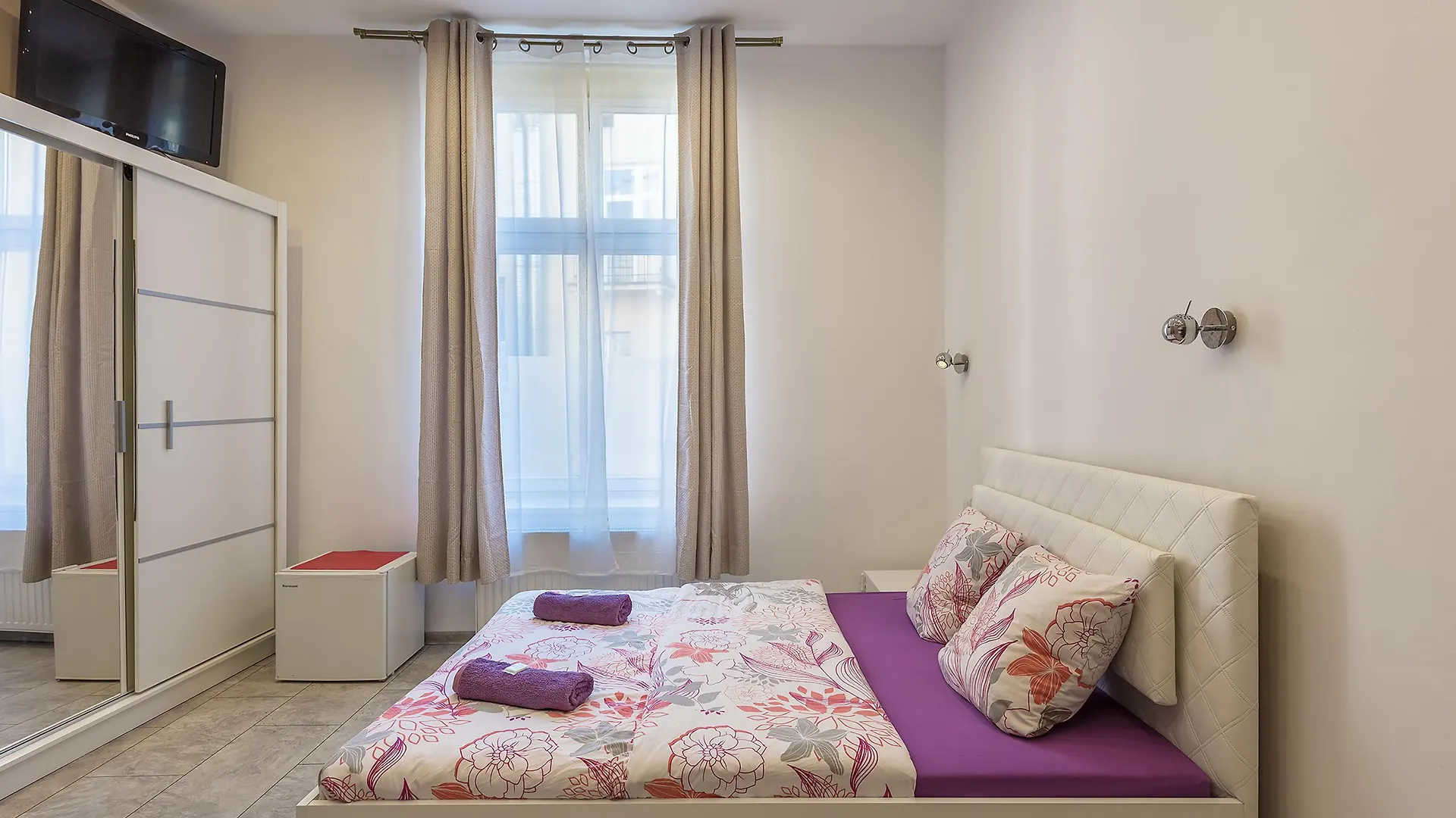 קרקוב 70S Hostel 0*,
