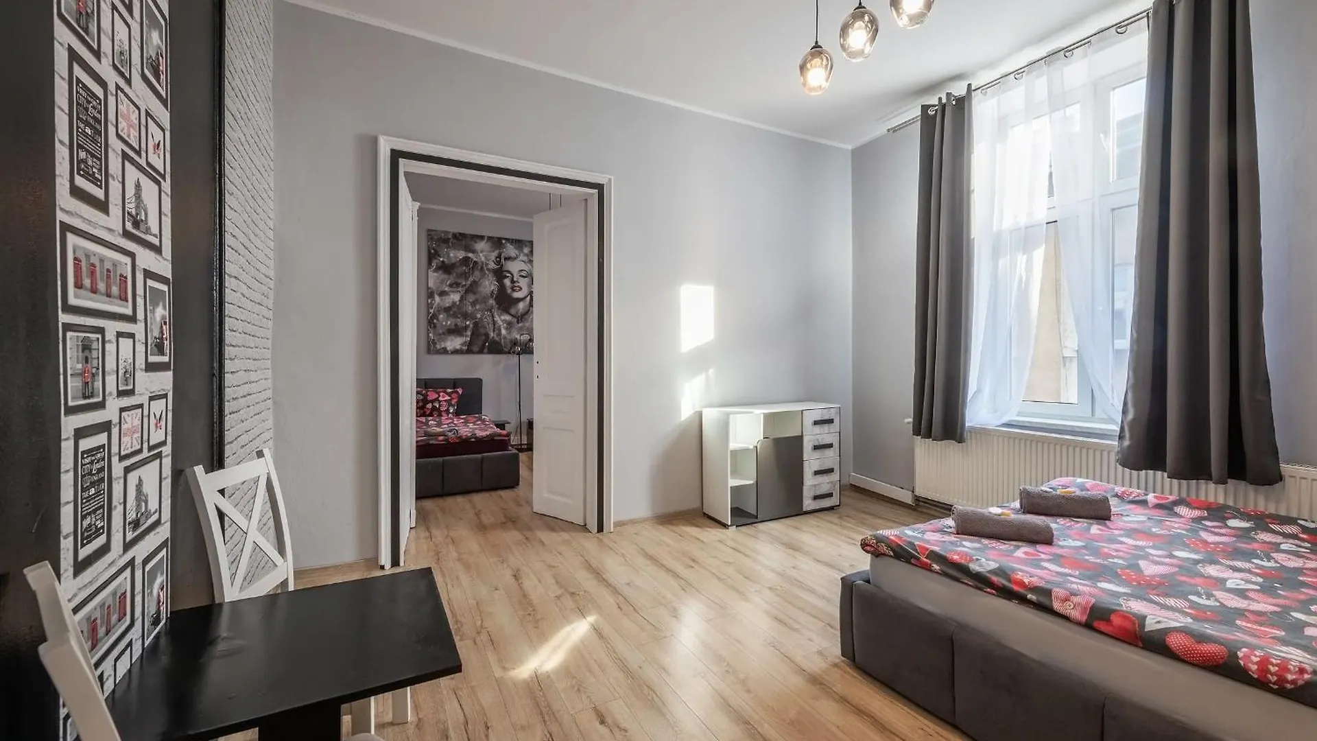 קרקוב 70S Hostel 0*,