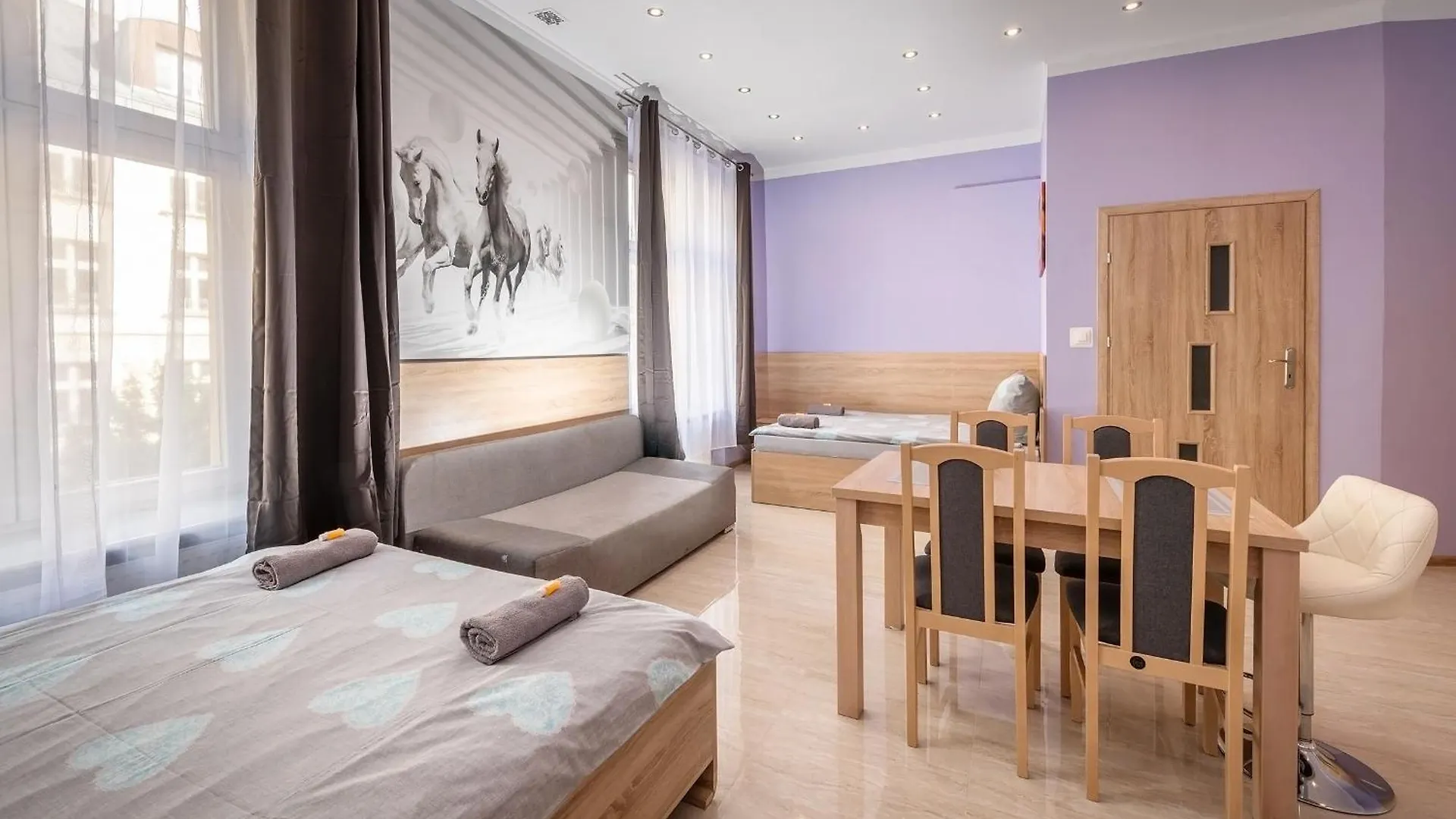 קרקוב 70S Hostel 0*,