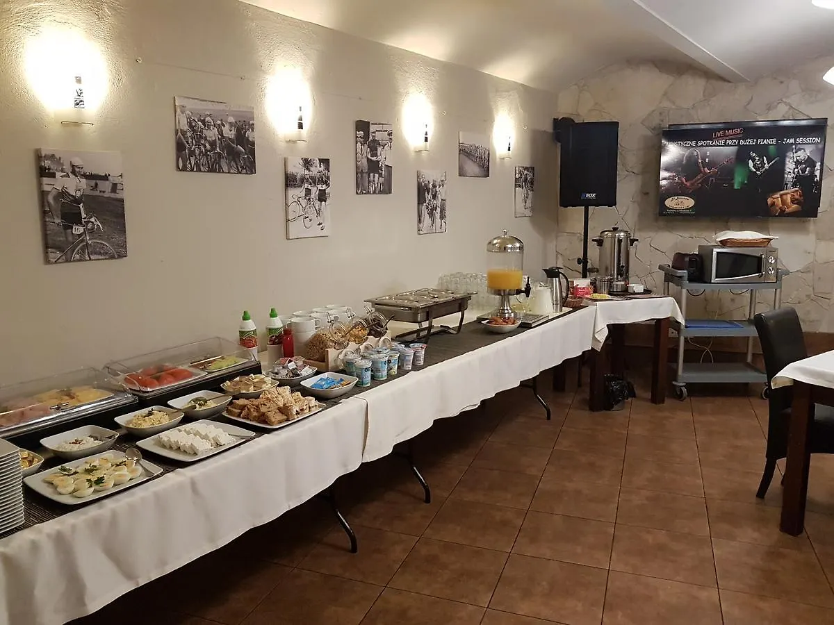 קרקוב 70S Hostel